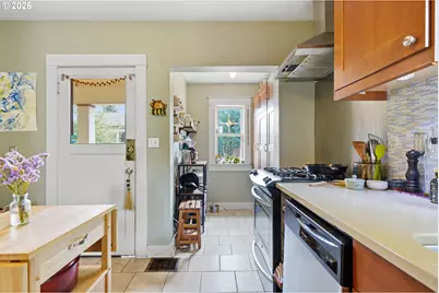 4552 NE 19th Ave, Portland, OR 97211 - Photo 17