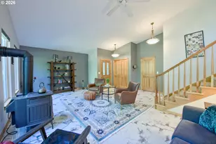 23755 NE Casavant Dr, Hillsboro, OR 97123 - Photo 5