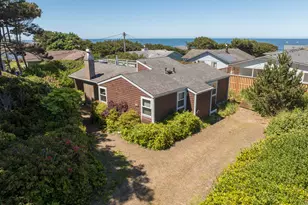 330 El Rotundo Ave, Lincoln City, OR 97367 - Photo 33
