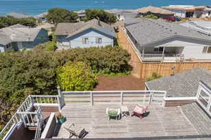 330 El Rotundo Ave, Lincoln City, OR 97367 - Photo 31