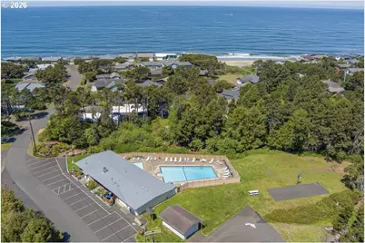 330 El Rotundo Ave, Lincoln City, OR 97367 - Photo 39