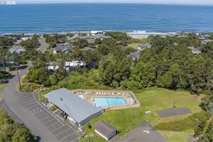 330 El Rotundo Ave, Lincoln City, OR 97367 - Photo 39