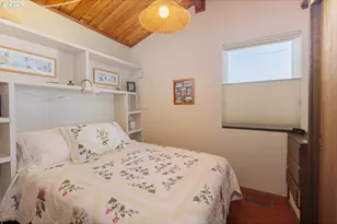 330 El Rotundo Ave, Lincoln City, OR 97367 - Photo 19