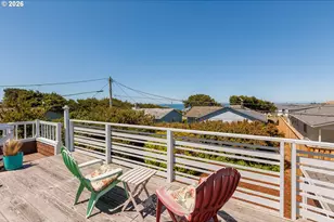 330 El Rotundo Ave, Lincoln City, OR 97367 - Photo 5