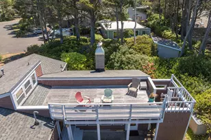 330 El Rotundo Ave, Lincoln City, OR 97367 - Photo 31