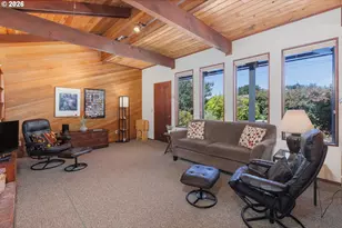 330 El Rotundo Ave, Lincoln City, OR 97367 - Photo 7