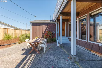 330 El Rotundo Ave, Lincoln City, OR 97367 - Photo 27