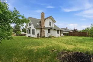 826 E 15th St, The Dalles, OR 97058 - Photo 23