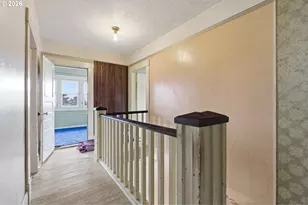 826 E 15th St, The Dalles, OR 97058 - Photo 13