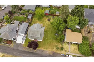 826 E 15th St, The Dalles, OR 97058 - Photo 23