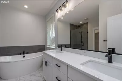 15225 SE Towers Ter, Milwaukie, OR 97267 - Photo 15