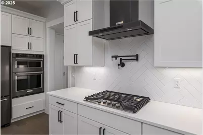 15225 SE Towers Ter, Milwaukie, OR 97267 - Photo 11