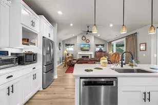 1330 SE 13th Pl, Canby, OR 97013 - Photo 15