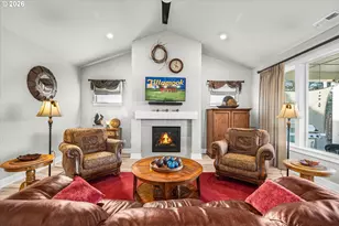 1330 SE 13th Pl, Canby, OR 97013 - Photo 9