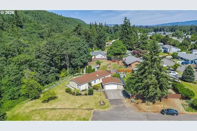 700 Pacific St, Columbia City, OR 97018 - Photo 17