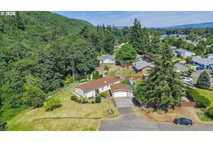 700 Pacific St, Columbia City, OR 97018 - Photo 17