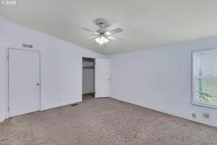 700 Pacific St, Columbia City, OR 97018 - Photo 9