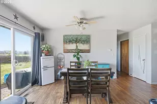 1207 9th St, Tillamook, OR 97141 - Photo 13