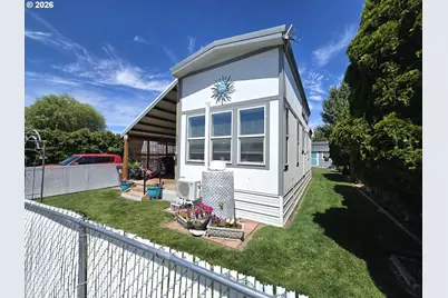 320 Tumbleweed Blvd, Irrigon, OR 97844 - Photo 1