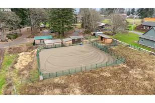 1390 Rockford Rd, Hood River, OR 97031 - Photo 11