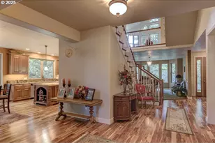 9530 S F Little Butte Circle, Eagle Point, OR 97524 - Photo 9
