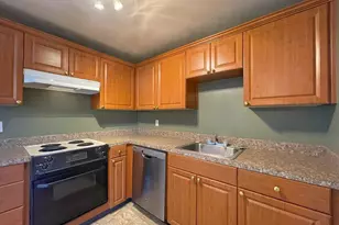 8155 N Haven Ave, Portland, OR 97203 - Photo 11