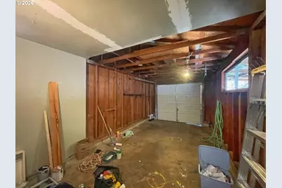 8155 N Haven Ave, Portland, OR 97203 - Photo 35