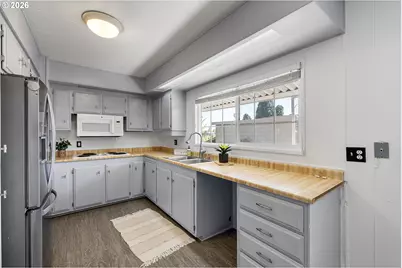 1800 Lakewood Ct #119, Eugene, OR 97402 - Photo 27