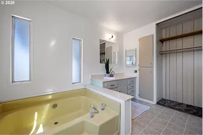 1800 Lakewood Ct #119, Eugene, OR 97402 - Photo 37