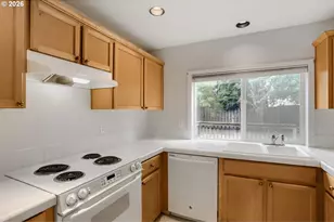 23710 SW Shady Grove Dr, Sherwood, OR 97140 - Photo 9