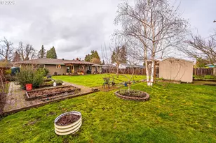 421 Woodlane Dr, Springfield, OR 97477 - Photo 23