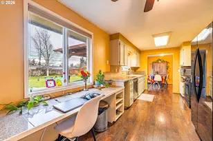 421 Woodlane Dr, Springfield, OR 97477 - Photo 11