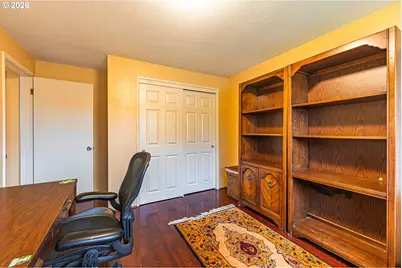 421 Woodlane Dr, Springfield, OR 97477 - Photo 17