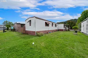 1200 E Central Ave, Sutherlin, OR 97479 - Photo 29