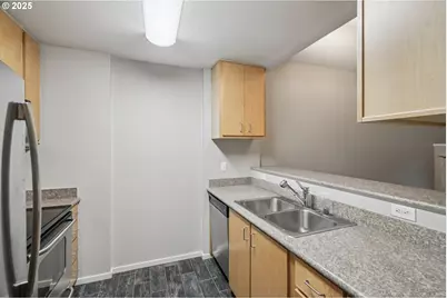 10800 SE 17th Cir #222, Vancouver, WA 98664 - Photo 11