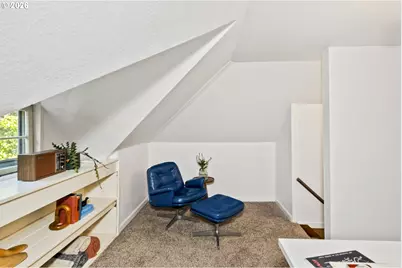 9556 N Tioga Ave, Portland, OR 97203 - Photo 27