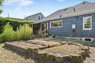 9556 N Tioga Ave, Portland, OR 97203 - Photo 43