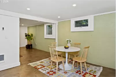 9556 N Tioga Ave, Portland, OR 97203 - Photo 33