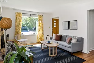 9556 N Tioga Ave, Portland, OR 97203 - Photo 5