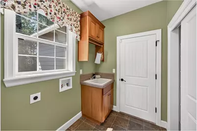 5101 NW Paradise Dr, Forest Grove, OR 97116 - Photo 23