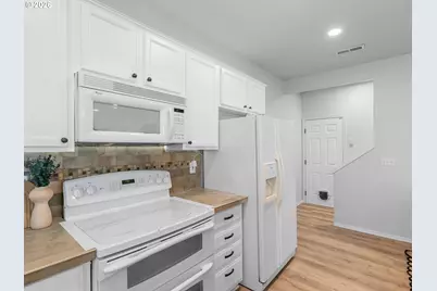 6225 SW 182nd Ter, Beaverton, OR 97007 - Photo 13