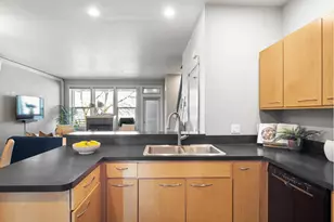 3129 N Willamette Blvd, Portland, OR 97217 - Photo 9