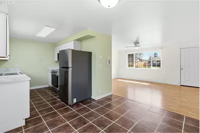 1450 W Quinalt St, Springfield, OR 97477 - Photo 5