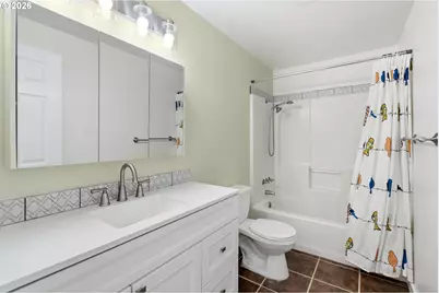 1450 W Quinalt St, Springfield, OR 97477 - Photo 17