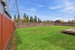1450 W Quinalt St, Springfield, OR 97477 - Photo 21