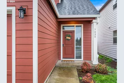 7035 SE Alberta St, Portland, OR 97206 - Photo 3
