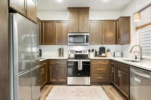 7035 SE Alberta St, Portland, OR 97206 - Photo 9