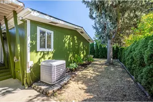 1199 N Terry St, Eugene, OR 97402 - Photo 39