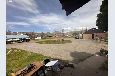 808 Main St, Fossil, OR 97830 - Photo 3