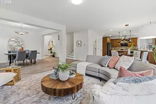 19319 Dogwood Ct, Lake Oswego, OR 97035 - Photo 13